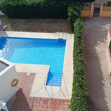 Apartamento Playa Azul Rincón de la Victoria Екстериор снимка