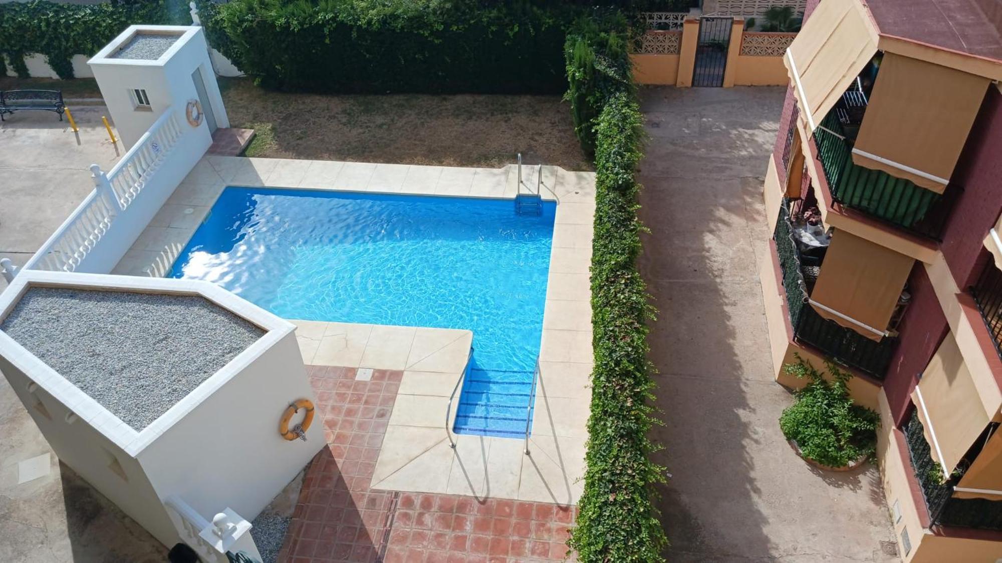 Apartamento Playa Azul Rincón de la Victoria Екстериор снимка